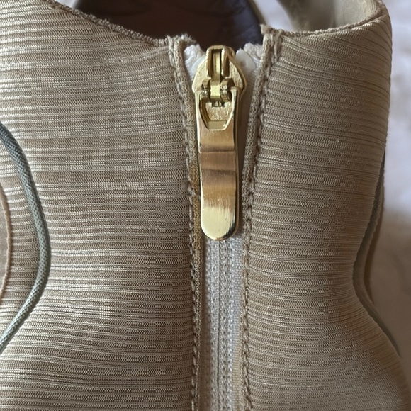 Gently Loved Vinny Peep-Toe Wedge Sandals by BZEES - Picture 5 of 11